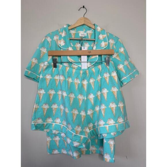 NWT Bed Head Pajamas Ice Cream Cone Print Button-Up Sleepwear Blue Size: Large - Picture 1 of 6